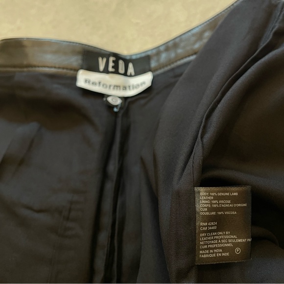 Reformation Veda Leather Cropped Pants In Black Size 12 - Picture 12 of 17